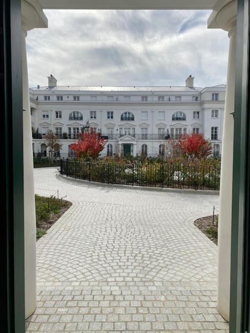 Suite Cartier Near Disneyland Paris Serris Exterior photo
